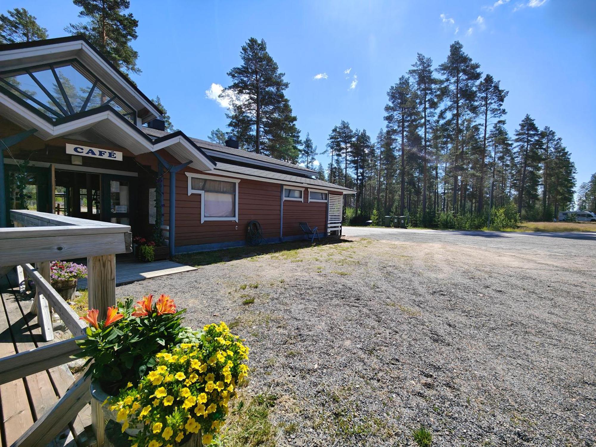 Ahvenlampi Camping Saarijärvi Eksteriør billede