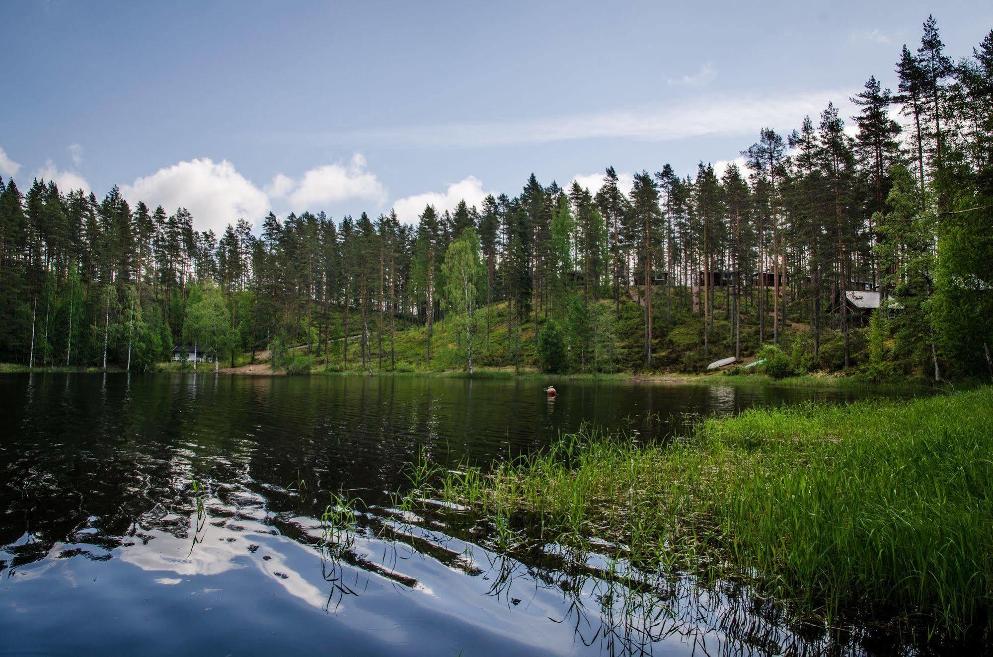Ahvenlampi Camping Saarijärvi Eksteriør billede